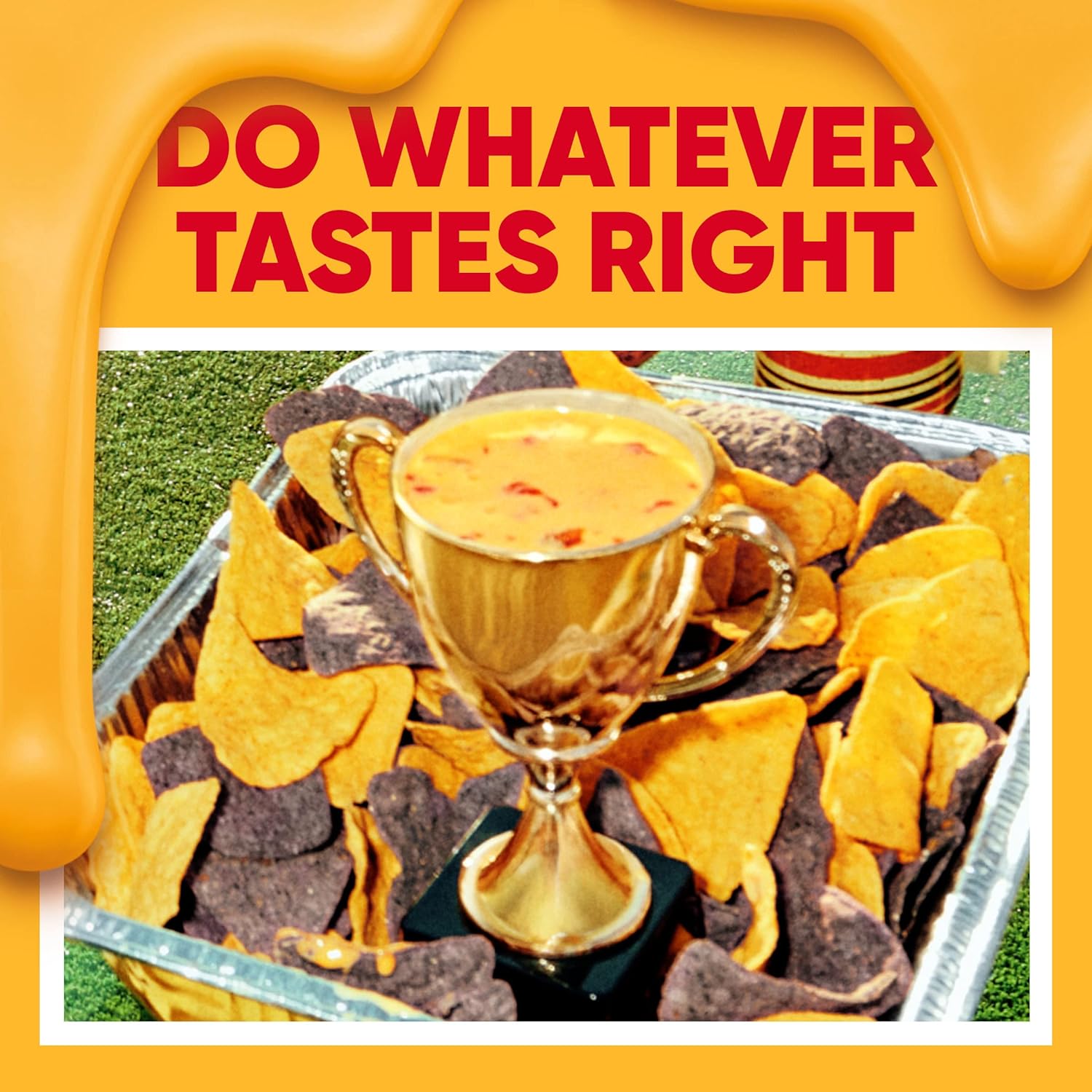 Velveeta Original Melting Cheese Sauce Pouches (3 ct Box, 4 oz Packets) - Image 2